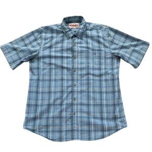 Rugged Wear Wrangler Wrinkle Resist Blue Ridge Plaid Button-Down Shirt - Size L
